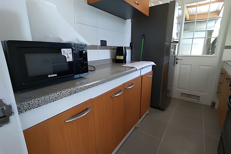 Casa a 10 minutos del centro. 3 Dorm. y 2 baños