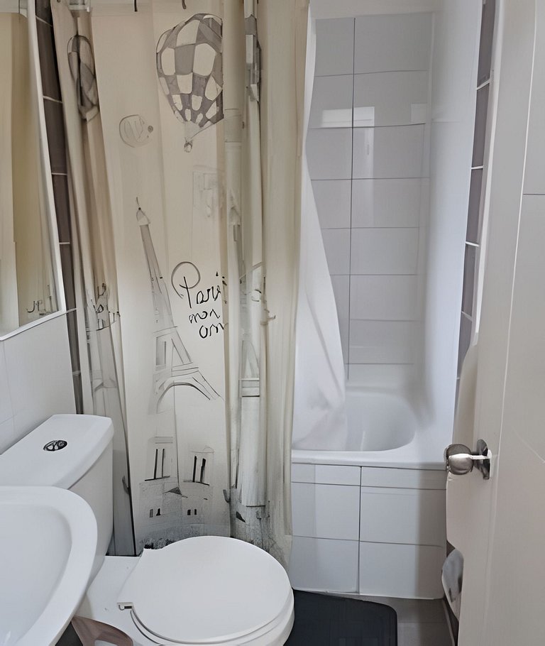 Casa a 10 minutos del centro. 3 Dorm. y 2 baños