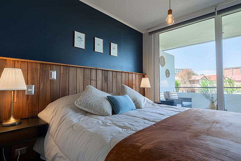 Departamento en condominio a pasos del centro.