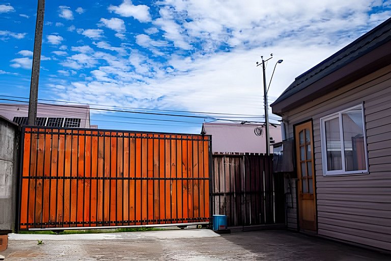 Cabaña en Valle Volcanes con estacionamiento/ wifi