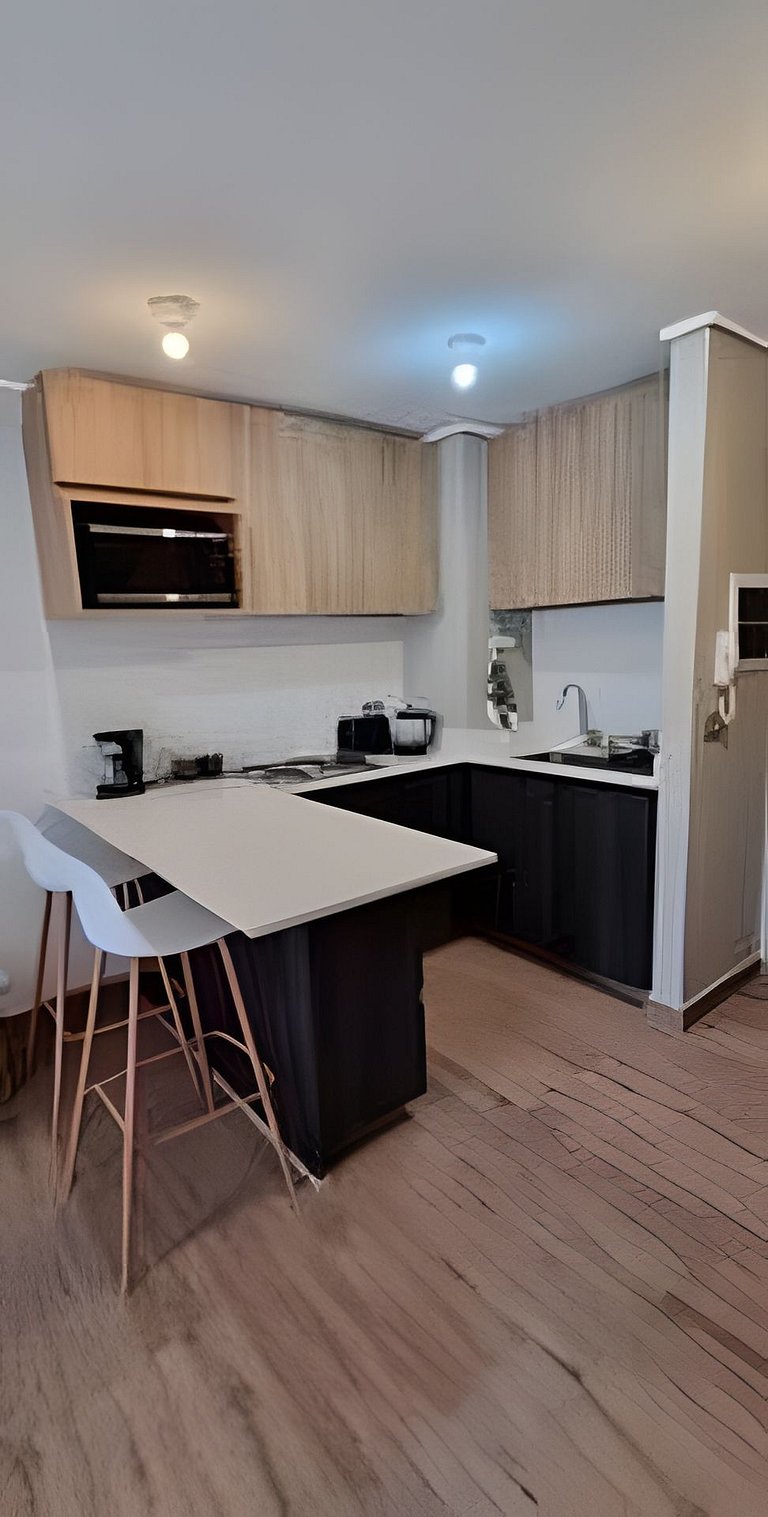 Depto. nuevo en condominio, estacionamiento y wifi