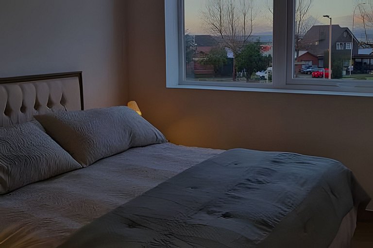 Depto. nuevo en condominio, estacionamiento y wifi