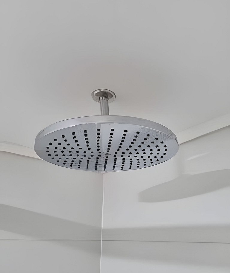 Depto. nuevo en condominio, estacionamiento y wifi