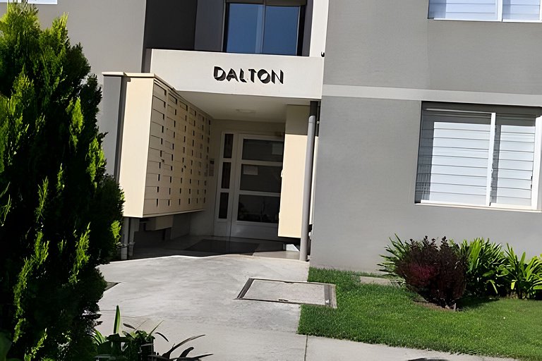 Depto. en Condominio Marconi, estacionamiento/wifi