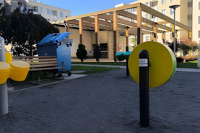 Depto. en Condominio Marconi, estacionamiento/wifi