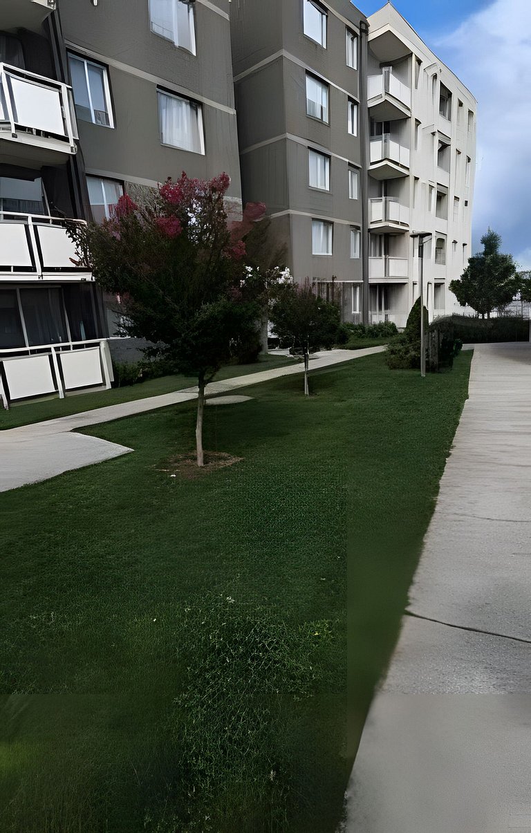 Depto. en Condominio Marconi, estacionamiento/wifi